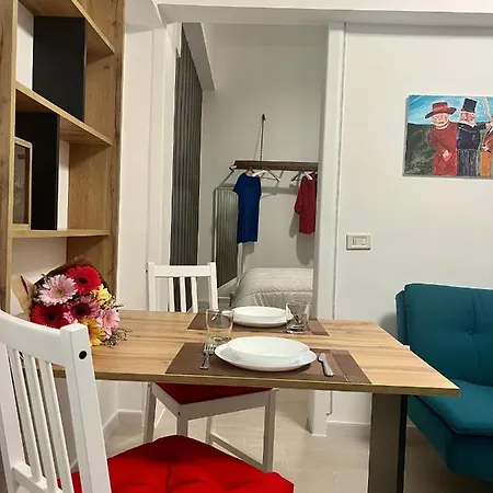Ludo's Flat Center Apartment Bari