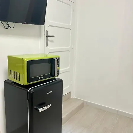 Ludo's Flat Center * Bari